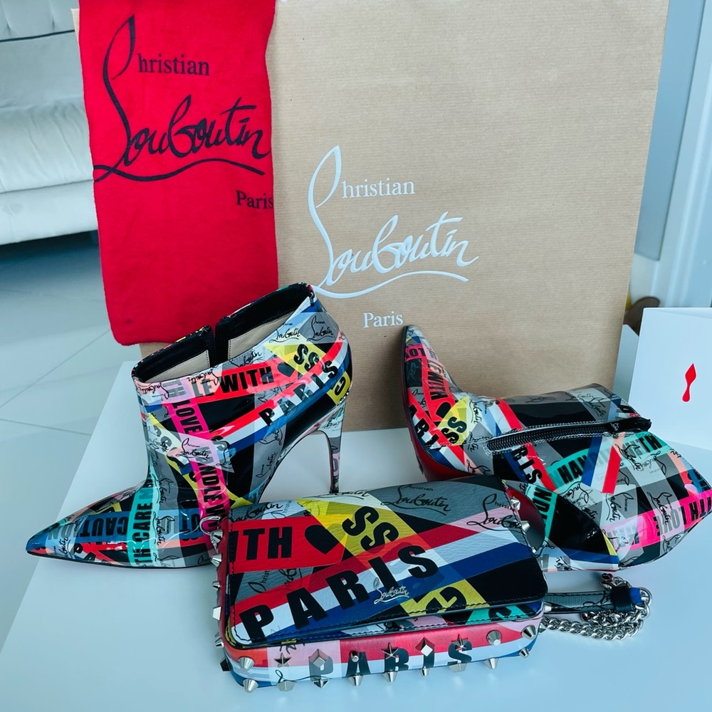 Christian Louboutin zoompouch Loubiballage feature in @emily in Paris, calfskin